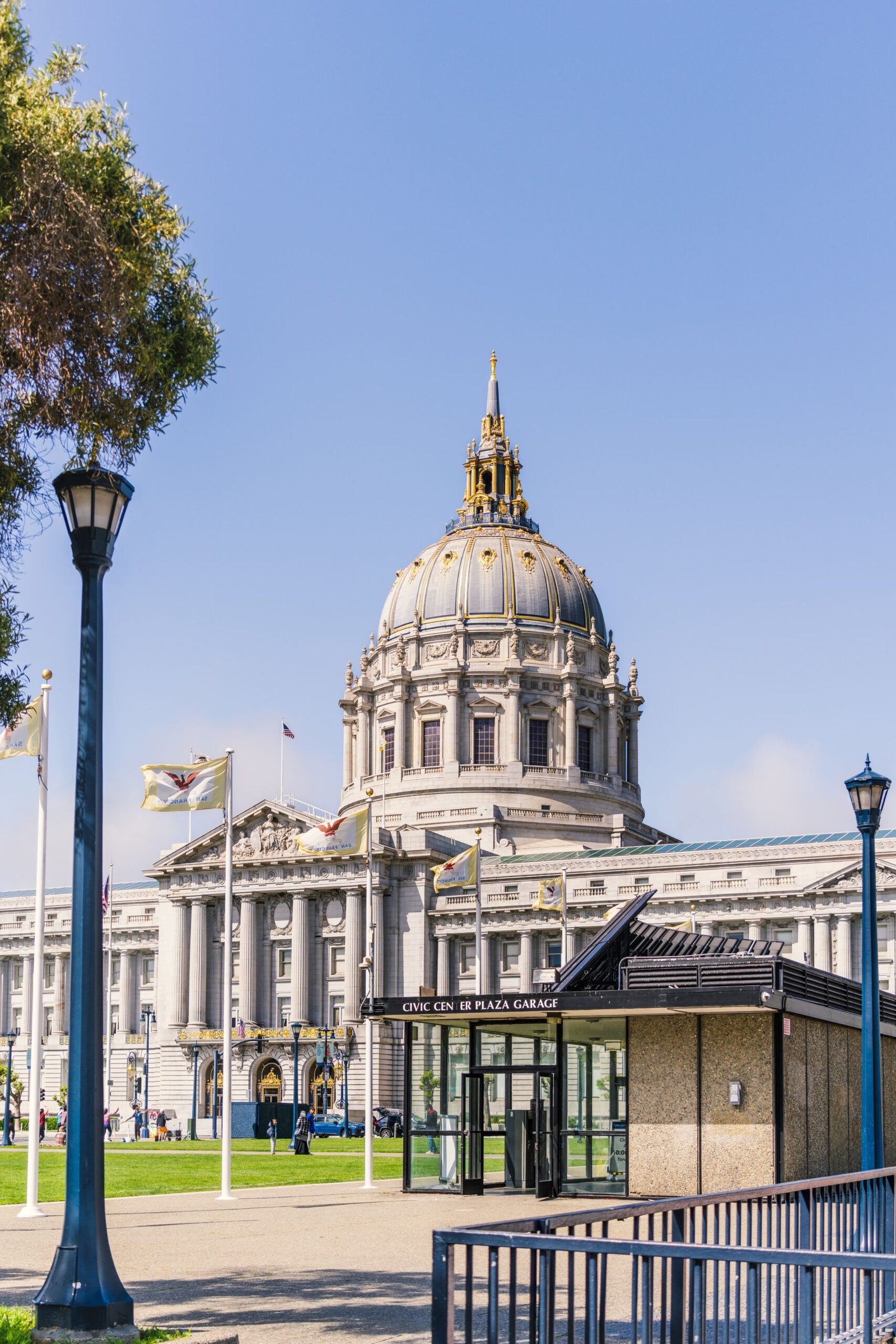 San Francisco City Hall’s dome under a clear blue sky, Civic Center