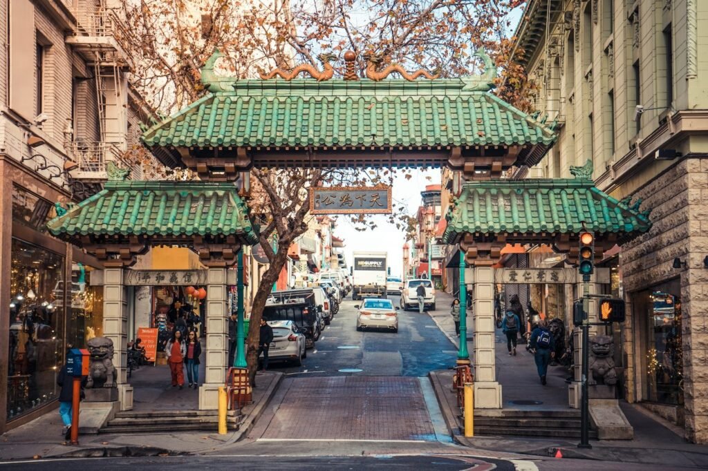 The green-tiled Dragon Gate arch at the entrance to San Francisco's Chinatown on Grant Avenue.